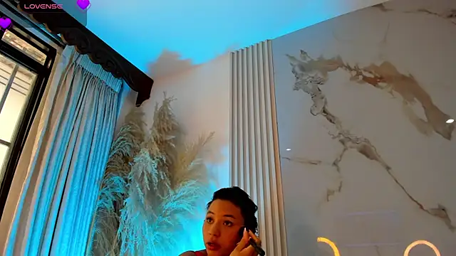 AriadnaLoren  online show from July 27, 2026, 8:05 pm