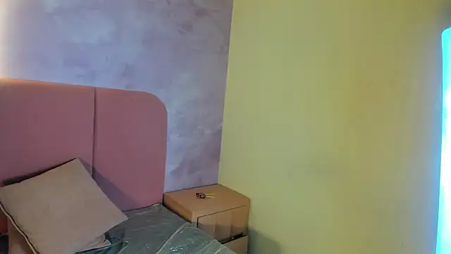 Samantha Aura online show from July 30, 2026, 12:54 am