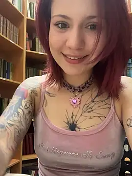 Lilly  Kiss online show from July 28, 2026, 11:28 am