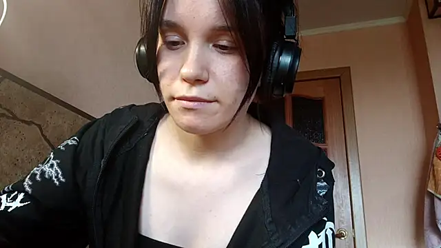 LovedBog online show from July 29, 2026, 8:13 am