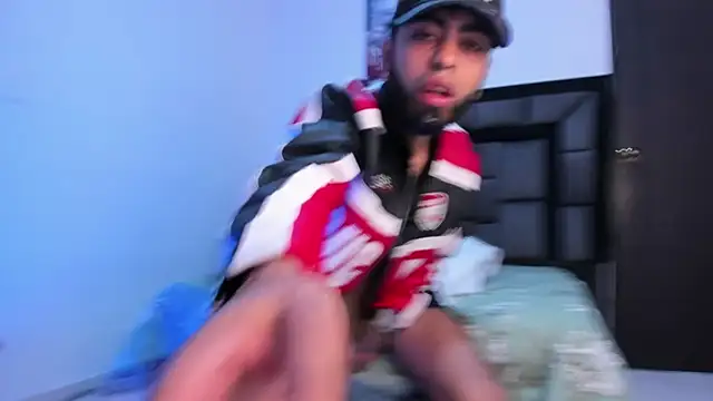 Jack bigdick1 online show from July 26, 2026, 1:18 pm