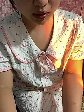 Ngoc xinh online show from July 19, 2026, 5:27 am
