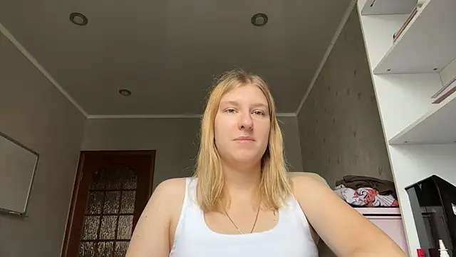 RollingSweet online show from July 22, 2026, 6:26 am