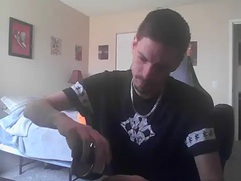 unlatinosatiro online show from July 22, 2026, 5:59 pm