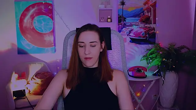 emillylopez  online show from July 21, 2026, 8:59 am