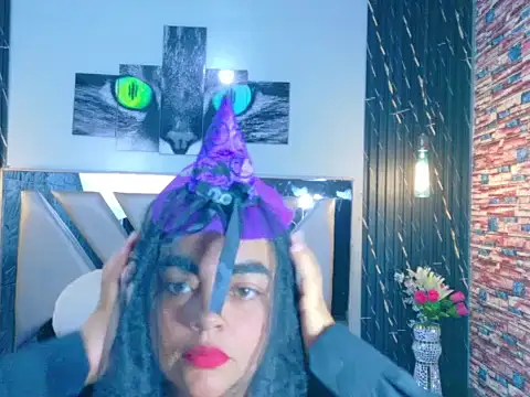 megan glenda online show from July 26, 2026, 1:07 pm