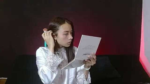 Sofiiamoon online show from July 30, 2026, 2:38 pm
