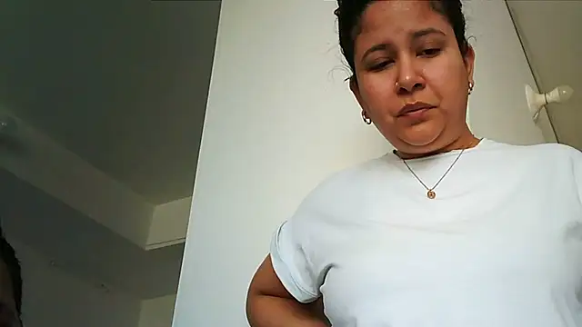 DaphneSky online show from July 28, 2026, 6:20 pm