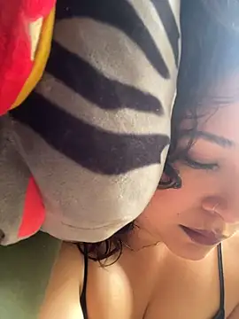 DaphneSky online show from July 29, 2026, 6:29 pm