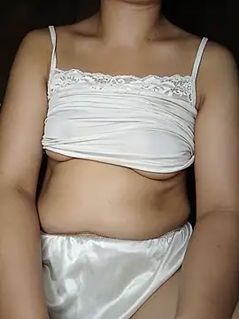 -Clala- online show from July 29, 2026, 2:38 pm