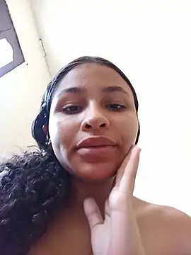Lia Foz online show from July 21, 2026, 2:29 pm
