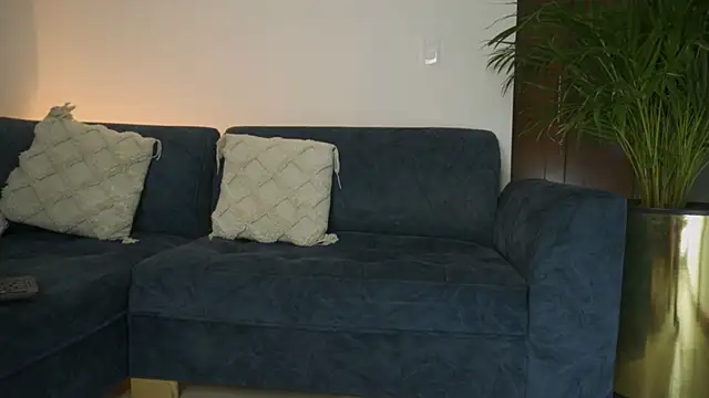 janne   online show from July 26, 2026, 9:43 pm