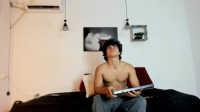 Zackcito online show from July 21, 2026, 7:59 pm