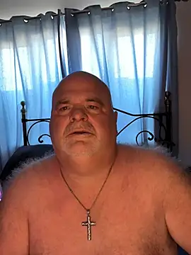 greyoakbear online show from July 27, 2026, 5:47 am