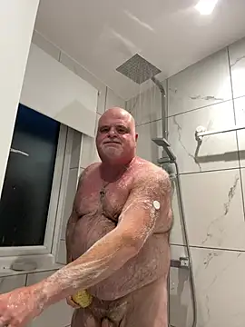 greyoakbear online show from July 27, 2026, 8:38 pm