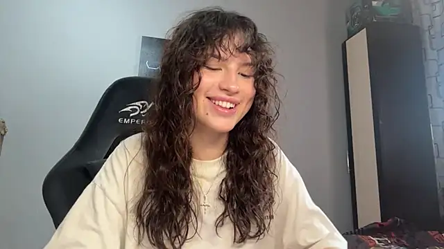 SharolynSalle online show from July 28, 2026, 8:11 am