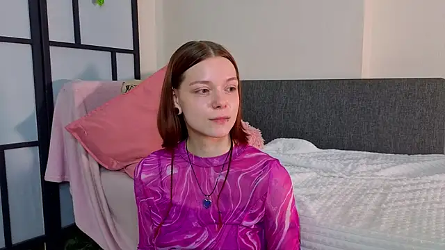 YaelHoughtling online show from July 28, 2026, 11:17 am