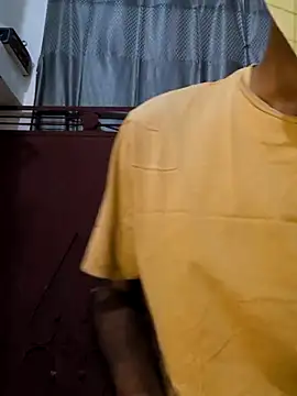 Laila fuck online show from July 24, 2026, 2:40 am