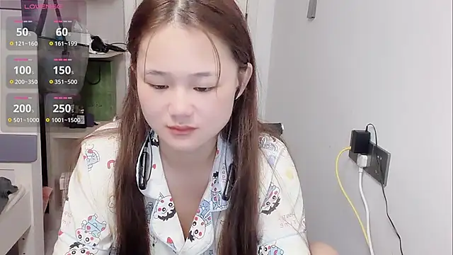 xiaolajiao-162 online show from July 27, 2026, 2:40 am