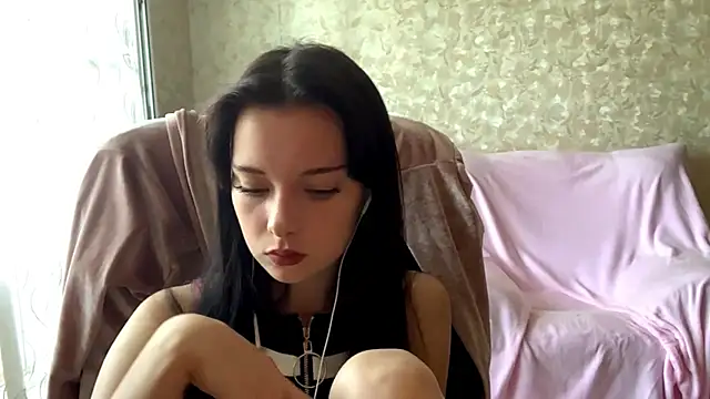 ElizaSins online show from July 26, 2026, 7:26 am