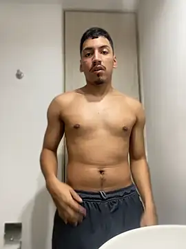 SkyTorres online show from July 31, 2026, 9:23 pm
