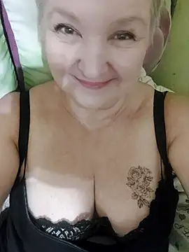 ForgetMeNot555 online show from July 28, 2026, 8:52 pm