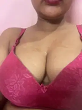 Riya980 online show from July 29, 2026, 10:09 pm
