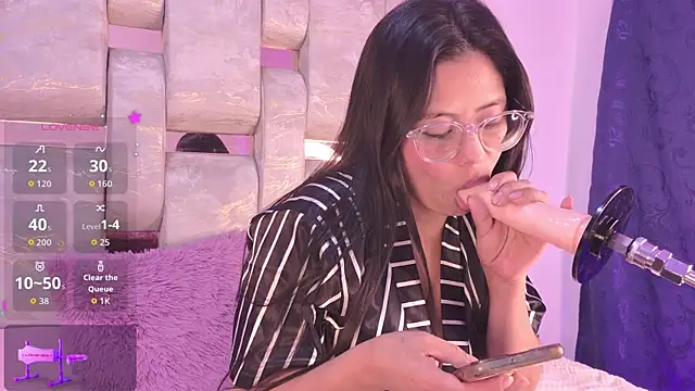 NatalieValvet online show from August 8, 2026, 11:56 pm