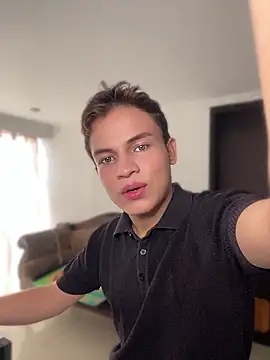  Leo Boy online show from July 29, 2026, 9:47 pm