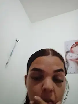 sillerzinha online show from July 27, 2026, 2:07 am