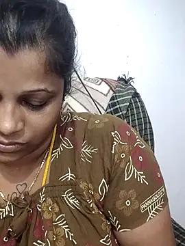 Jillukutty143 online show from July 29, 2026, 10:14 am