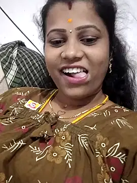 Jillukutty143 online show from July 28, 2026, 6:20 pm