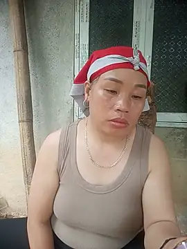 Fiona hi online show from July 28, 2026, 4:53 am