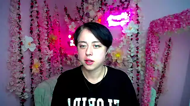 Adelin R online show from July 30, 2026, 11:53 am