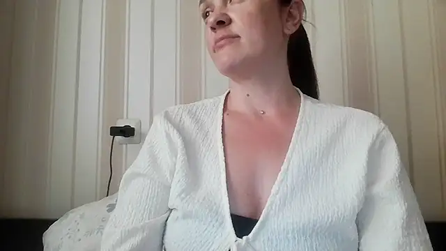 AbigailBlue online show from August 2, 2026, 10:57 am