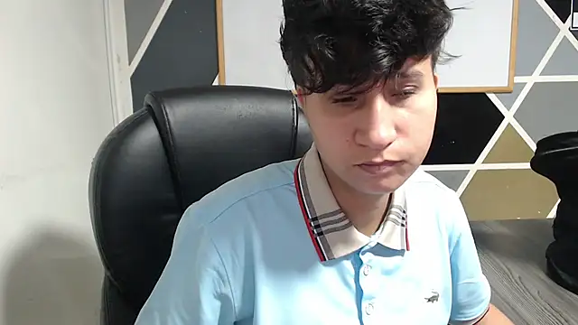 camiFOX 69 online show from July 25, 2026, 1:46 am