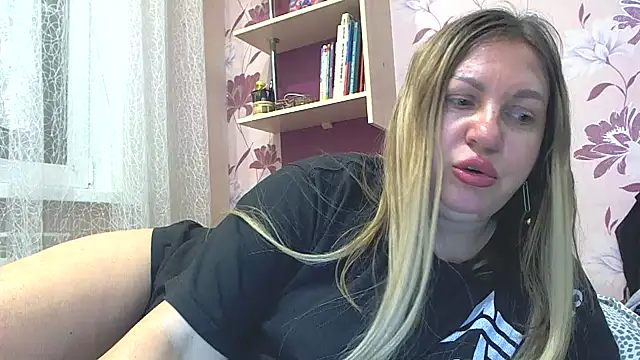Snapshot of AmandaSexyHotAss20 chatting on July 28, 2026, 9:03 pm AmandaSexyHotAss20 online show from July 28, 2026, 9:03 pm