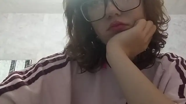 XoXoPlayer online show from July 25, 2026, 9:39 am