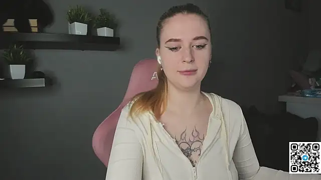 Betany foxs online show from July 28, 2026, 2:41 am