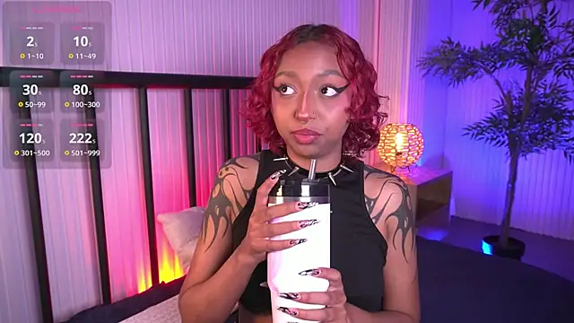 Snapshot of Emma__4 chatting on July 29, 2026, 12:04 pm Emma 4 online show from July 29, 2026, 12:04 pm