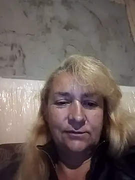 Bliss4532 online show from July 28, 2026, 8:52 pm
