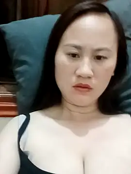 Yen-nhi online show from July 28, 2026, 12:48 pm