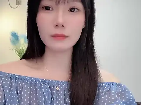 -Ruby99 online show from July 31, 2026, 2:44 am