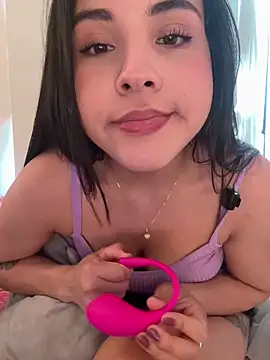 IvyValentine online show from May 15, 2026, 9:02 pm