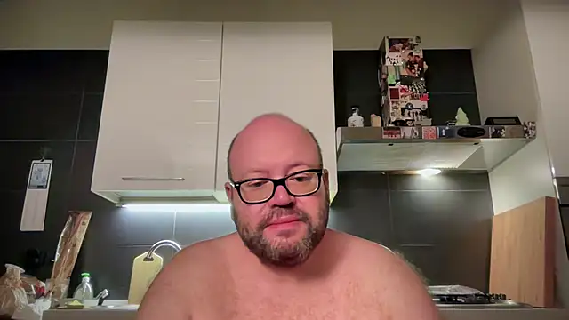 theitalianbear online show from July 15, 2026, 2:29 am