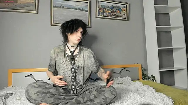 Ember Vixen online show from July 26, 2026, 11:44 pm