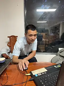 xuanxuan0202 online show from July 28, 2026, 11:17 am