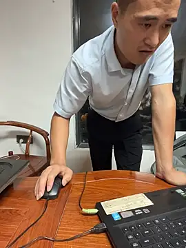 xuanxuan0202 online show from July 28, 2026, 2:13 pm