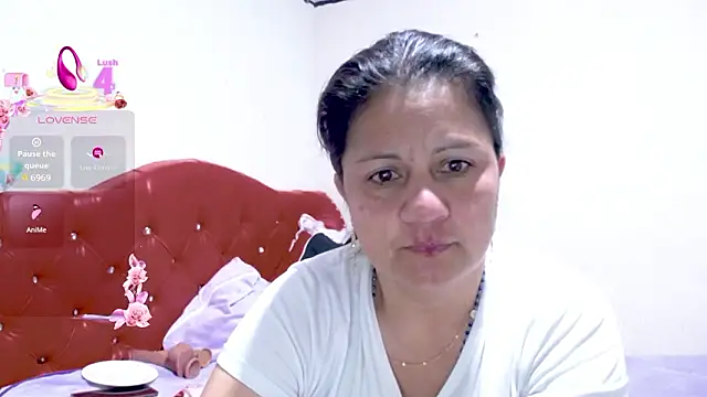 sexy jhoan88 online show from February 22, 2026, 10:50 am