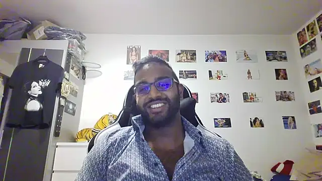 xXxChrisKissxXx online show from August 1, 2026, 11:58 pm